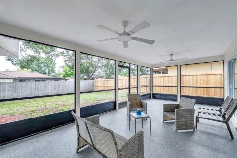 House in Palm Harbor, Florida 3 bedrooms, 131.74 sq.m. № 1828594 - photo 21