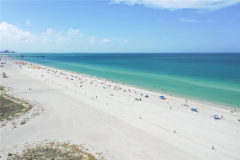 Condominio en alquiler en Clearwater, Florida, 3 dormitorios, 236.44 m2 № 2107131 - foto 3