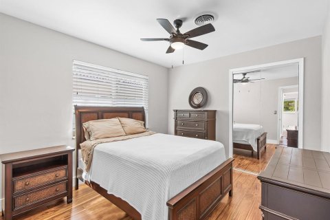 Casa en venta en Pompano Beach, Florida, 3 dormitorios, 159.51 m2 № 2385510 - foto 19