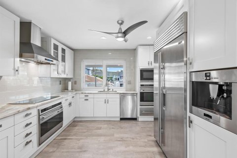 Casa en venta en Pompano Beach, Florida, 3 dormitorios, 159.51 m2 № 2385510 - foto 12
