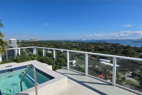 Condominio en venta en Miami, Florida, 1 dormitorio, 67.82 m2 № 1973142 - foto 5