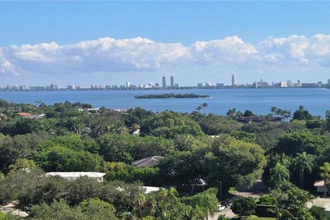 Condominio en Miami, Florida, 1 dormitorio  № 1973142