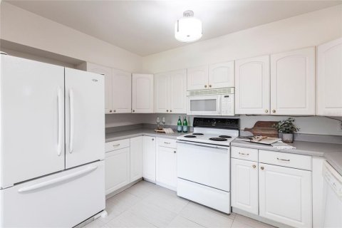 Villa ou maison à vendre à Sarasota, Floride: 2 chambres, 131.92 m2 № 1879561 - photo 14