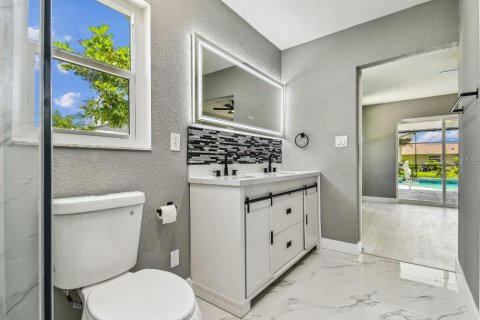 Купить виллу или дом в Энглвуд, Флорида 10 комнат, 173.26м2, № 1784711 - фото 10