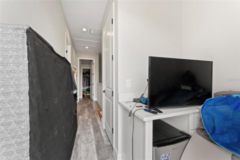 Townhouse in Tampa, Florida 4 bedrooms, 231.79 sq.m. № 1538957 - photo 30