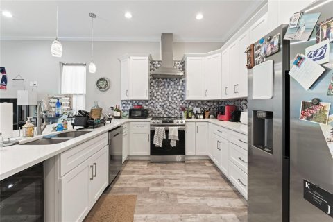Townhouse in Tampa, Florida 4 bedrooms, 231.79 sq.m. № 1538957 - photo 10