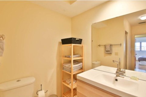Снять в аренду кондоминиум в Сарасота, Флорида 2 спальни, 126.63м2, № 213511 - фото 11