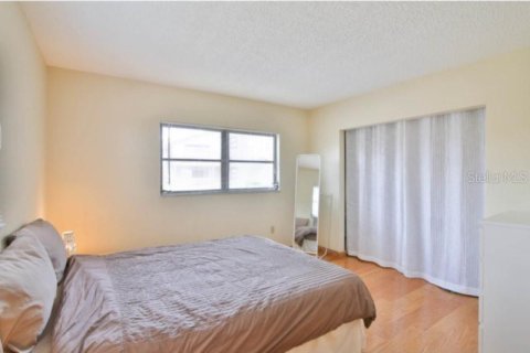 Снять в аренду кондоминиум в Сарасота, Флорида 2 спальни, 126.63м2, № 213511 - фото 10