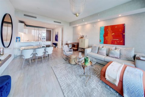 Copropriété à louer à Bal Harbour, Floride: 1 chambre, 117.71 m2 № 2152702 - photo 4