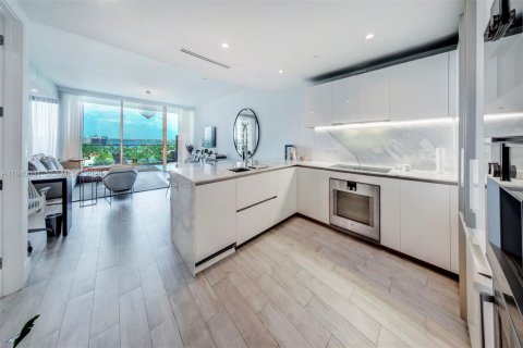 Copropriété à louer à Bal Harbour, Floride: 1 chambre, 117.71 m2 № 2152702 - photo 7