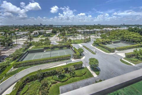 Copropriété à louer à Bal Harbour, Floride: 1 chambre, 117.71 m2 № 2152702 - photo 10