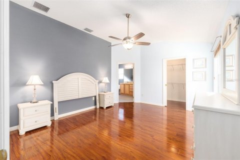 House in The Villages, Florida 3 bedrooms, 138.24 sq.m. № 1837506 - photo 22