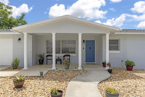 House in Beverly Hills, Florida 2 bedrooms, 121.42 sq.m. № 1849591 - photo 8