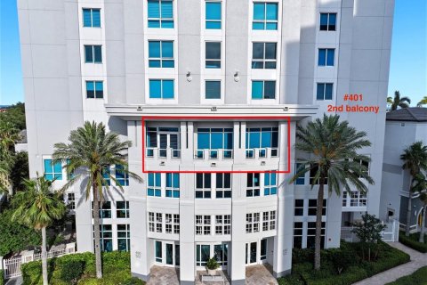Condo in Saint Petersburg, Florida, 2 bedrooms № 2106699 - photo 29