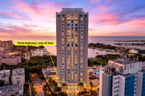 Condo in Saint Petersburg, Florida, 2 bedrooms № 2106699 - photo 28
