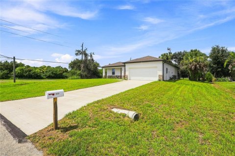 Casa en venta en North Port, Florida, 4 dormitorios, 168.15 m2 № 2317438 - foto 5