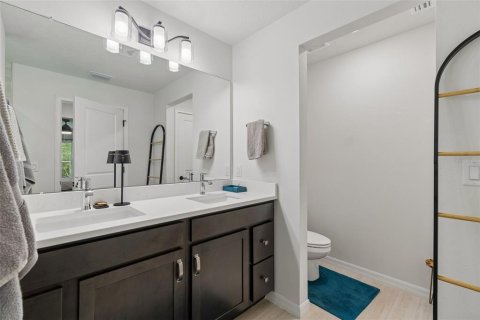 Casa en venta en Weeki Wachee, Florida, 3 dormitorios, 154.03 m2 № 2156112 - foto 28