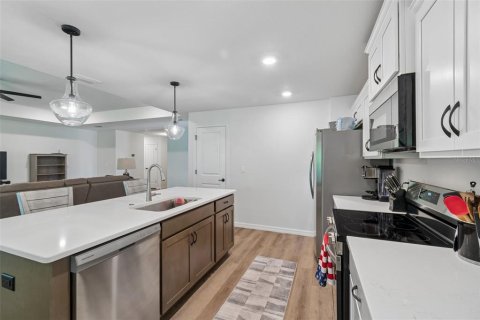 Casa en venta en Weeki Wachee, Florida, 3 dormitorios, 154.03 m2 № 2156112 - foto 14