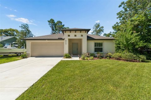 Casa en venta en Weeki Wachee, Florida, 3 dormitorios, 154.03 m2 № 2156112 - foto 3
