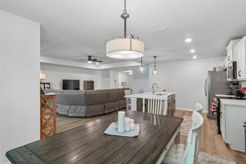 Casa en venta en Weeki Wachee, Florida, 3 dormitorios, 154.03 m2 № 2156112 - foto 20