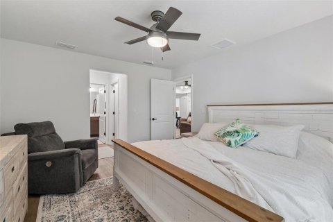 Casa en venta en Weeki Wachee, Florida, 3 dormitorios, 154.03 m2 № 2156112 - foto 23