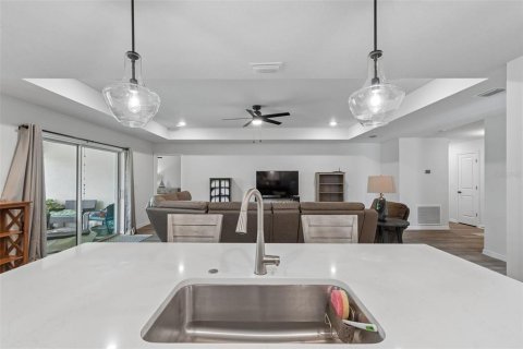 Casa en venta en Weeki Wachee, Florida, 3 dormitorios, 154.03 m2 № 2156112 - foto 15