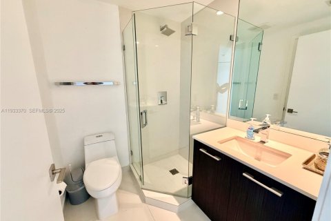 Copropriété à louer à Miami, Floride: 2 chambres, 97.36 m2 № 1991216 - photo 10