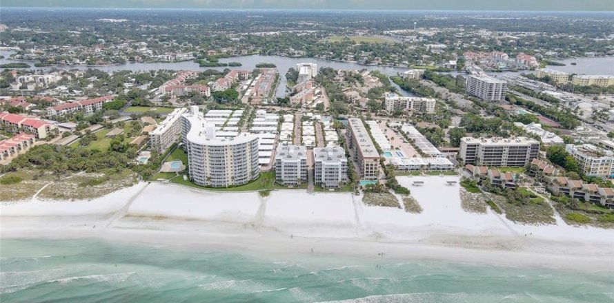 Condominio en Sarasota, Florida, 2 dormitorios № 1539594