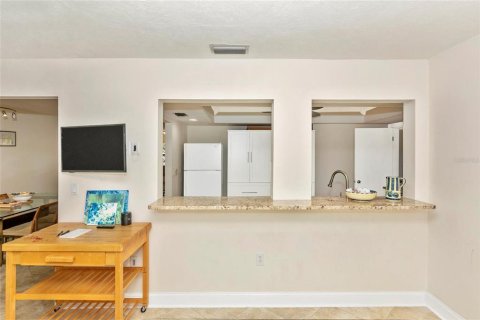 Villa ou maison à louer à Sarasota, Floride: 3 chambres, 156.82 m2 № 2425497 - photo 22