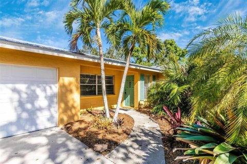 Villa ou maison à Sarasota, Floride 3 chambres, 156.82 m2 № 2425497