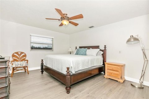 Villa ou maison à louer à Sarasota, Floride: 3 chambres, 156.82 m2 № 2425497 - photo 30