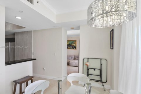 Copropriété à louer à Sunny Isles Beach, Floride: 3 chambres, 205.69 m2 № 1859617 - photo 13