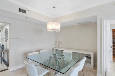 Copropriété à louer à Sunny Isles Beach, Floride: 3 chambres, 205.69 m2 № 1859617 - photo 6