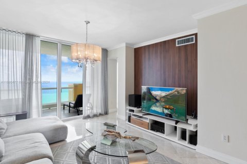 Copropriété à louer à Sunny Isles Beach, Floride: 3 chambres, 205.69 m2 № 1859617 - photo 3