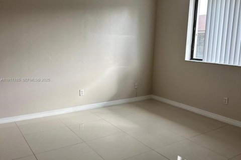 Copropriété à vendre à Margate, Floride: 2 chambres, 76.64 m2 № 1972342 - photo 9