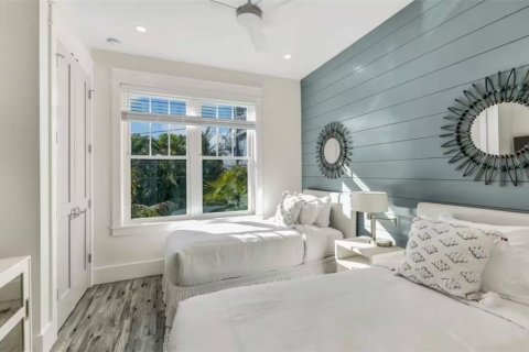 House in Bradenton Beach, Florida 7 bedrooms, 272.95 sq.m. № 2231951 - photo 28