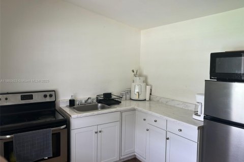Appartement à louer à Southwest Ranches, Floride: 1 chambre, 300.35 m2 № 1887766 - photo 3