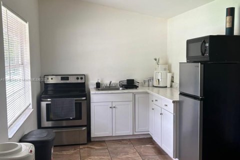 Appartement à louer à Southwest Ranches, Floride: 1 chambre, 300.35 m2 № 1887766 - photo 4