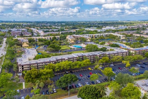 Condominio en venta en Lauderdale Lakes, Florida, 2 dormitorios, 93.09 m2 № 1957517 - foto 24