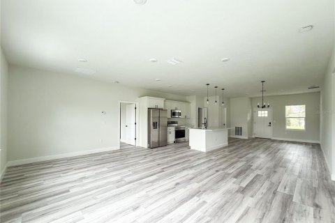 House in Ocala, Florida 4 bedrooms, 173.26 sq.m. № 2211169 - photo 9
