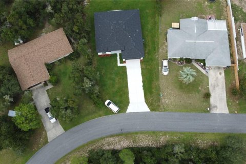 House in Ocala, Florida 4 bedrooms, 173.26 sq.m. № 2211169 - photo 2