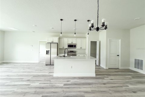 House in Ocala, Florida 4 bedrooms, 173.26 sq.m. № 2211169 - photo 7