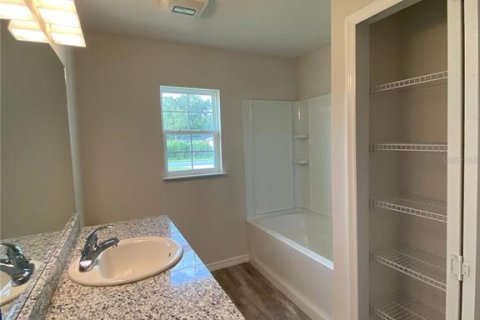 Villa ou maison à louer à Ocala, Floride: 3 chambres, 157.19 m2 № 2381059 - photo 30