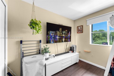 Купить кондоминиум в Майами, Флорида 3 спальни, 126.72м2, № 1958659 - фото 25