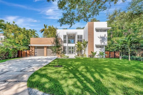 House in Biscayne Park, Florida 4 bedrooms № 1711435 - photo 4