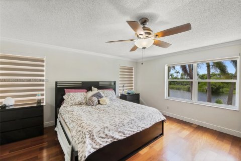 House in Miramar, Florida 4 bedrooms, 245.17 sq.m. № 1886598 - photo 28