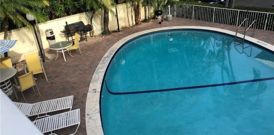 Condominio en Fort Lauderdale, Florida, 1 dormitorio № 1227629