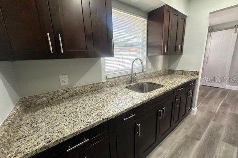 Apartamento en alquiler en Winter Haven, Florida, 3 dormitorios, 96.15 m2 № 1773301 - foto 3