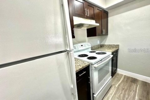 Apartamento en alquiler en Winter Haven, Florida, 3 dormitorios, 96.15 m2 № 1773301 - foto 4
