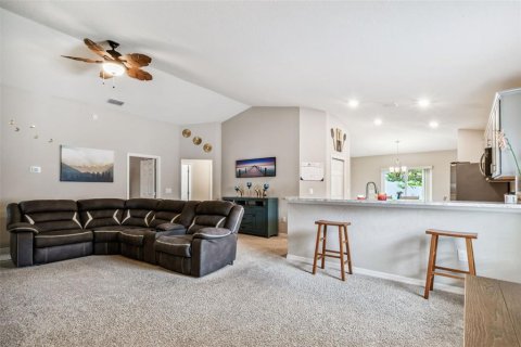 Villa ou maison à vendre à Zephyrhills, Floride: 4 chambres, 145.76 m2 № 1903794 - photo 10
